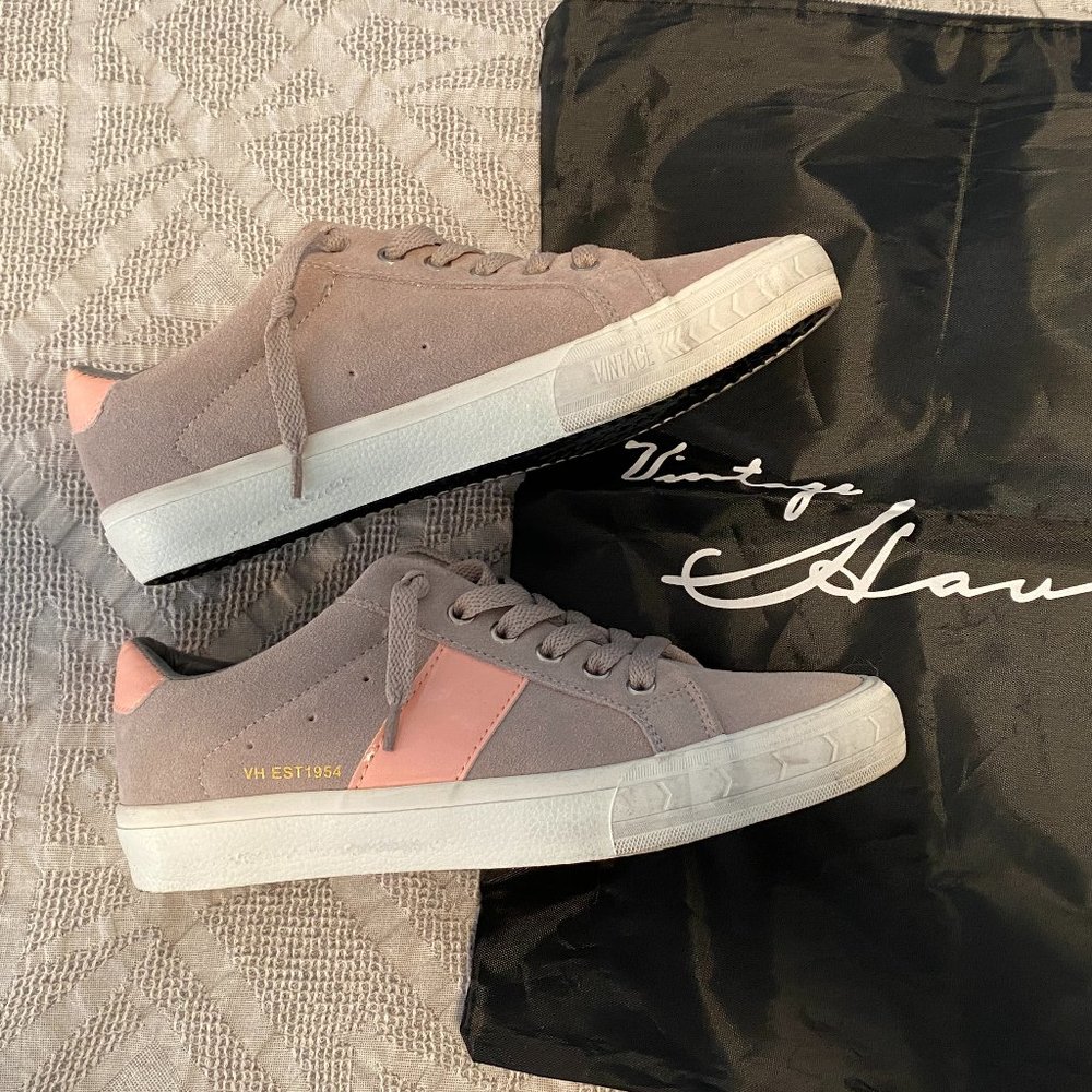 Vintage Havana Gray/Pink Sneakers - worn once!